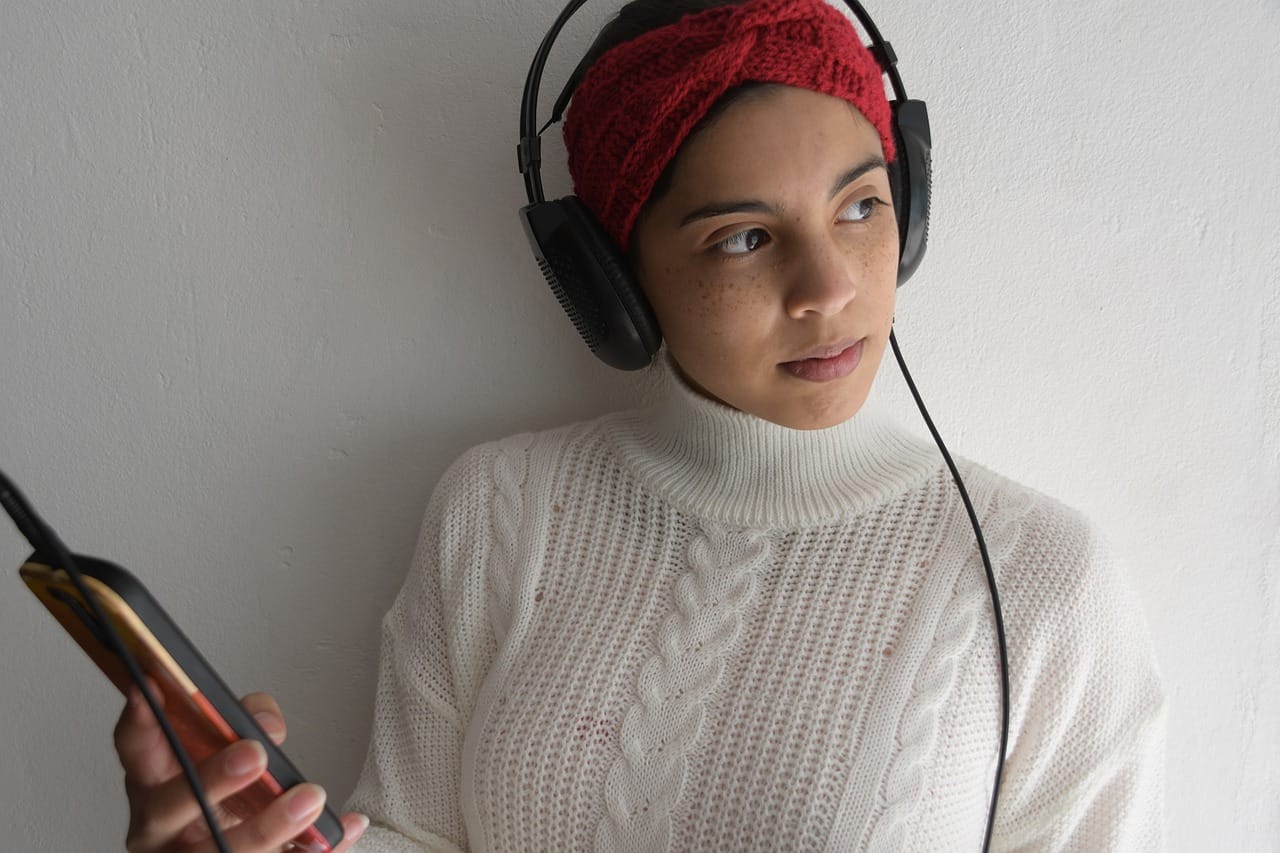 Spotify Features That Could Take Your Listening Experience to the Next Level lady